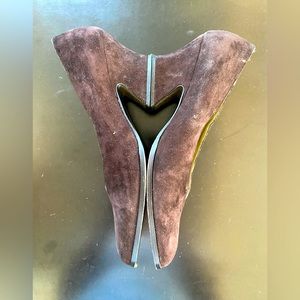 Yves Saint Laurent 1980's vintage chocolate brown suede pumps sz 9.5
